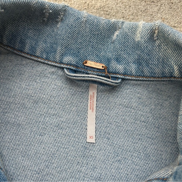 Free People Denim Jean Jacket Size XS - Picture 3 of 5